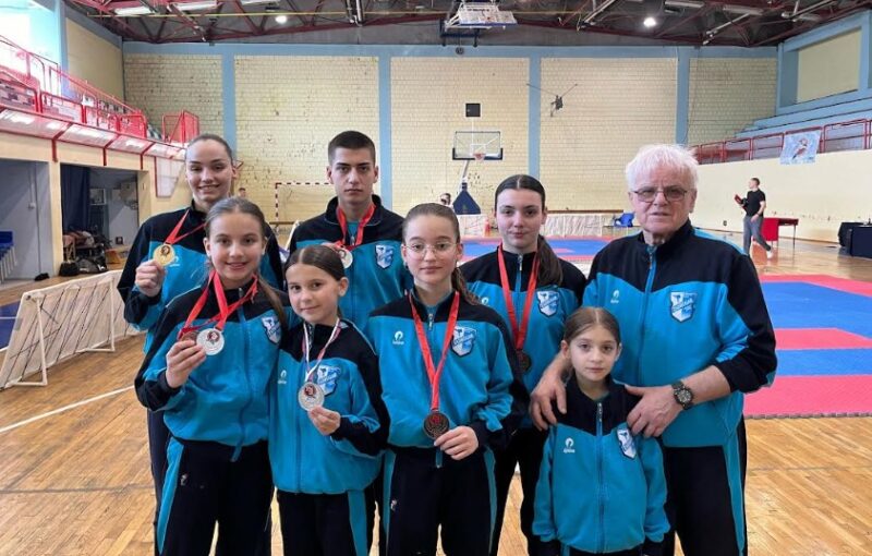 karate klub zadrugar lazarevo