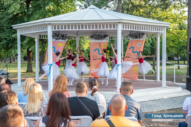 OTVARANJE SALETLE SECERANSKI PARK 011